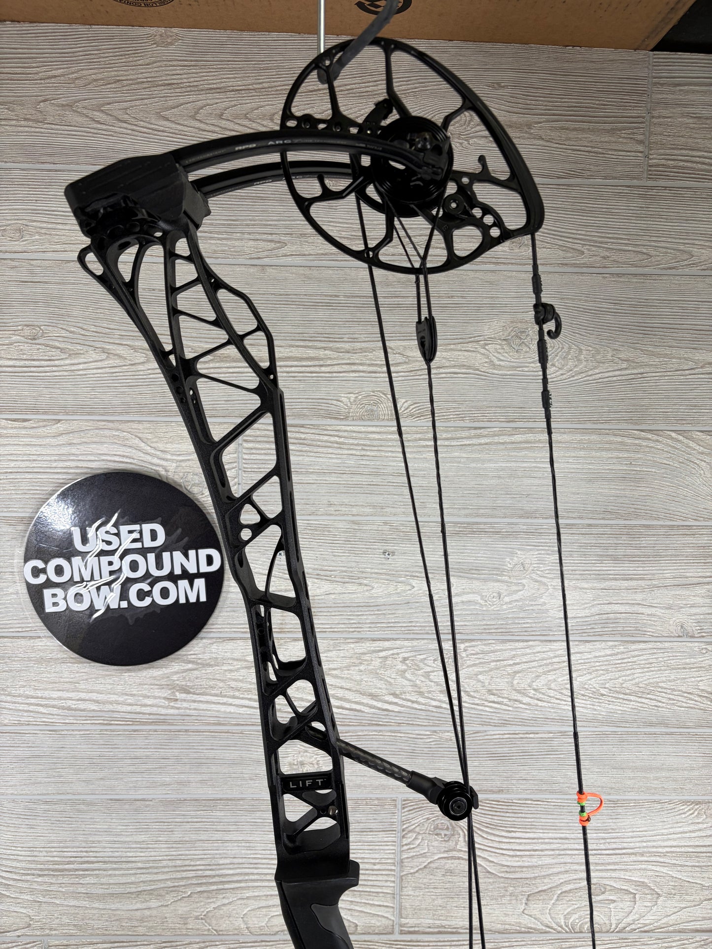 Used Mathews Lift X 33 RH Black