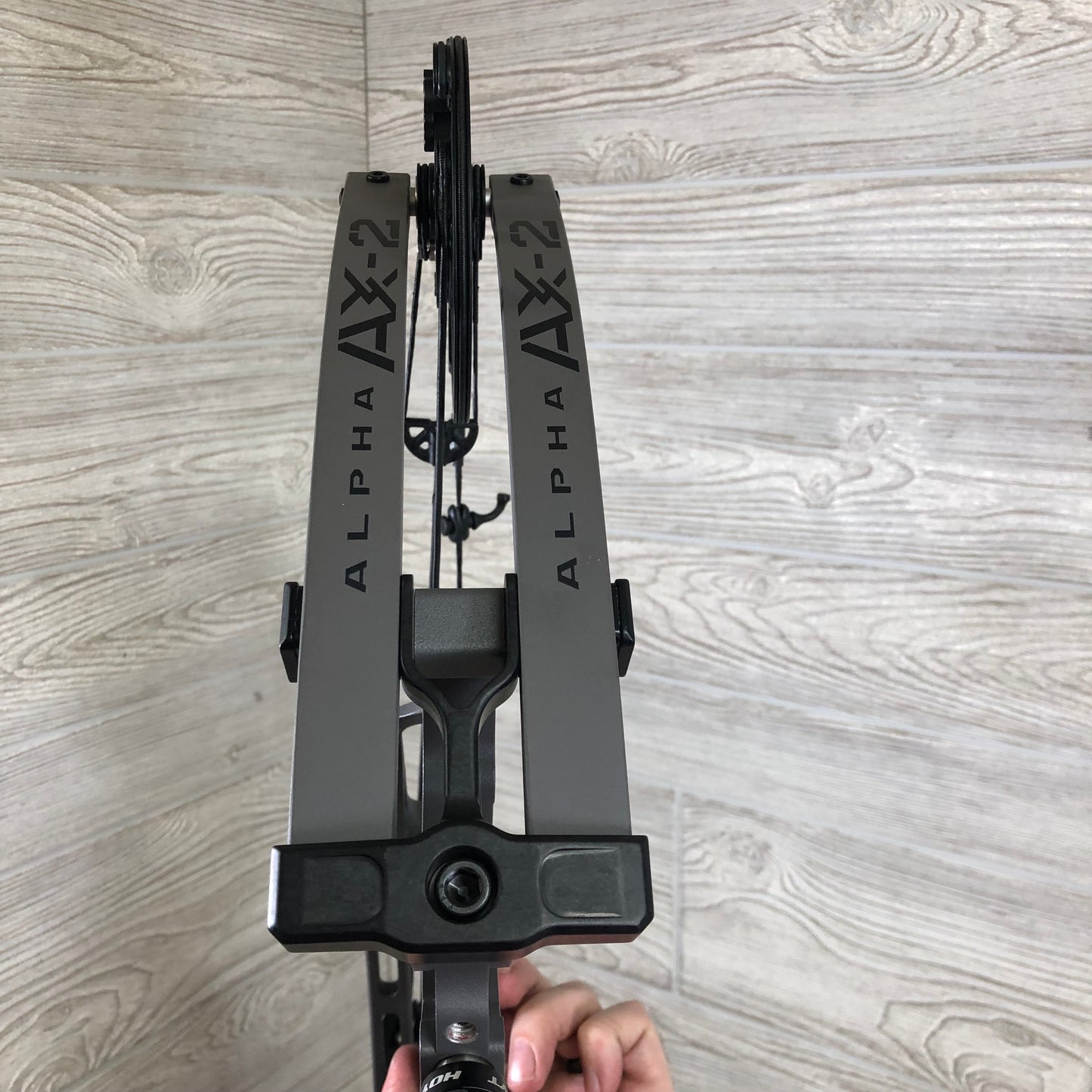 Used Hoyt Alpha AX-2 29 Tombstone LH 70# max