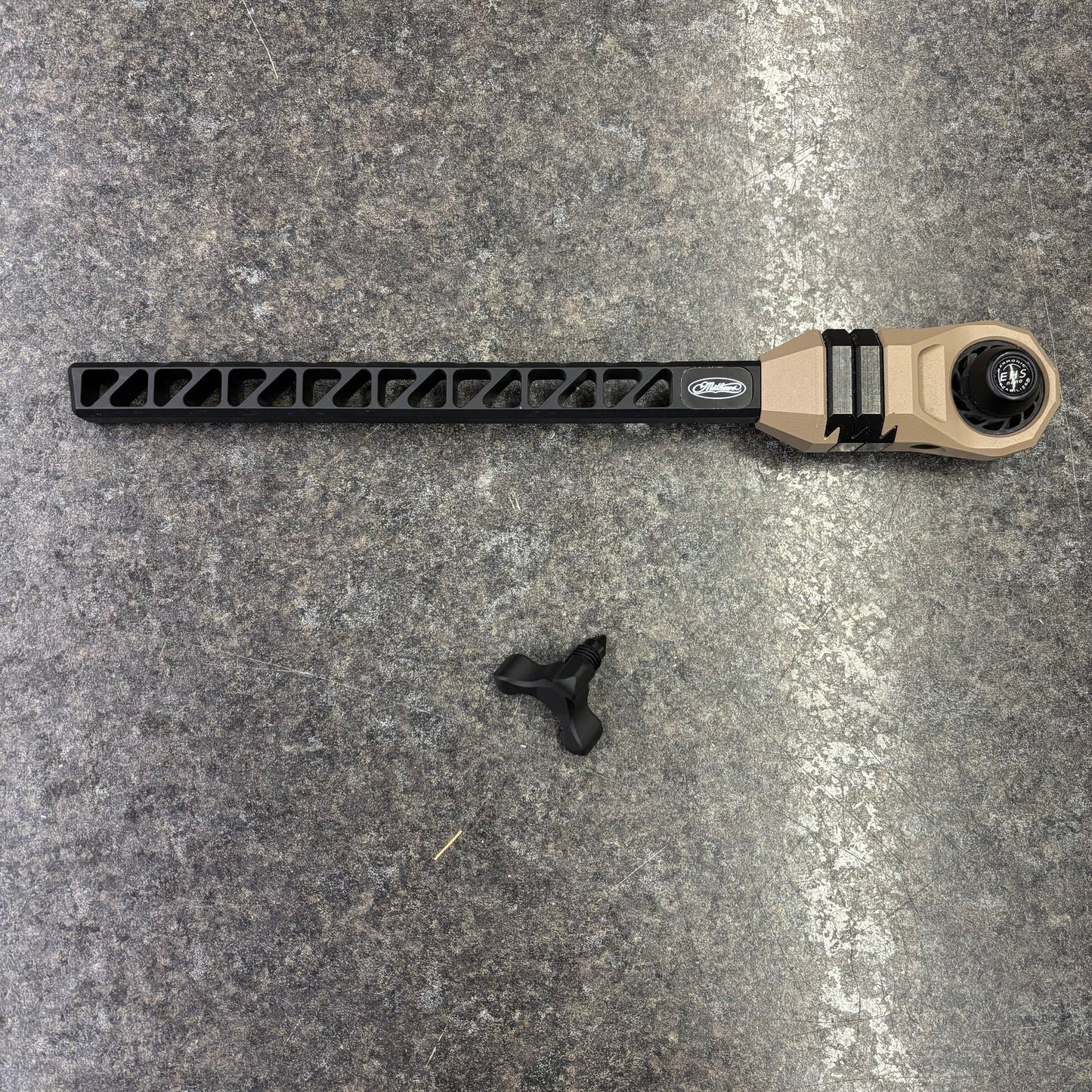 Used Mathews 8" Bridge-Lock Stabilizer Earth