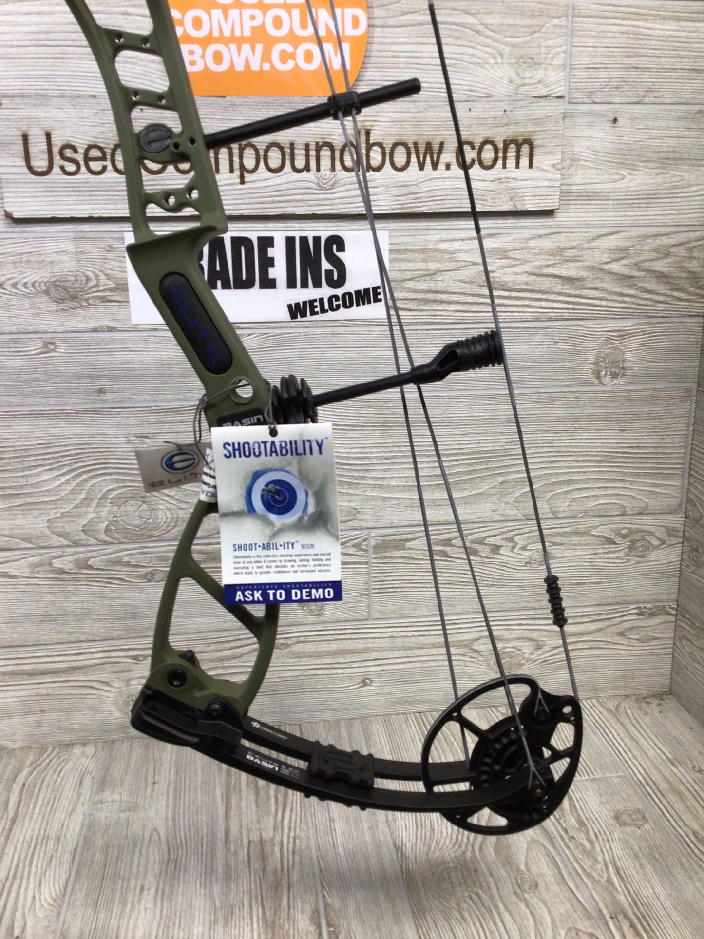 Elite Basin Right Handed Green Riser/Black 20-70lbs