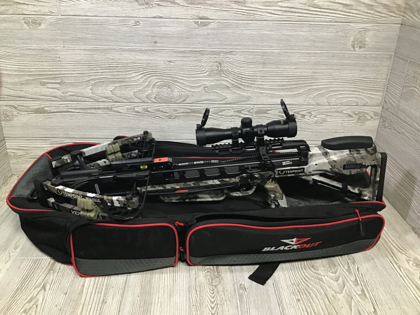 Used Tenpoint Venom X Vektra Camo Package