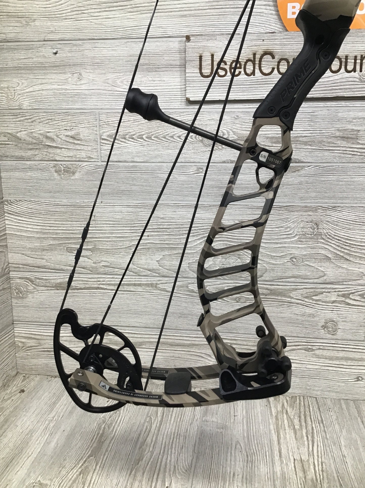 Brand New Prime Revex 4 Right handed 29/70# Ridge Rock Scar
