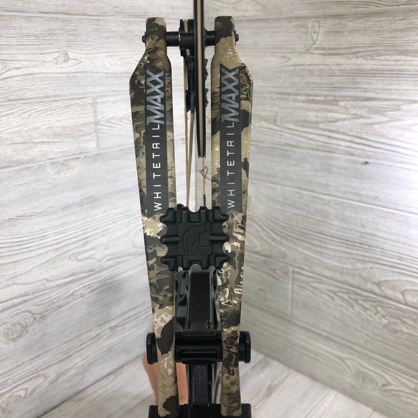 Bear Whitetail Maxx #70 Right hand black riser, camo limbs