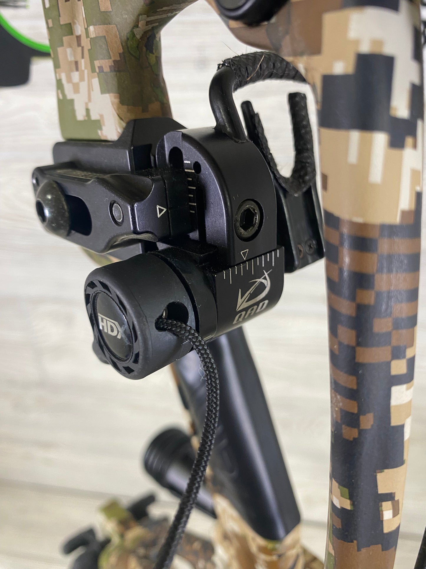 Hoyt RX-5 Sitka Subalpine 60-70# 25-30 Left hand PKG