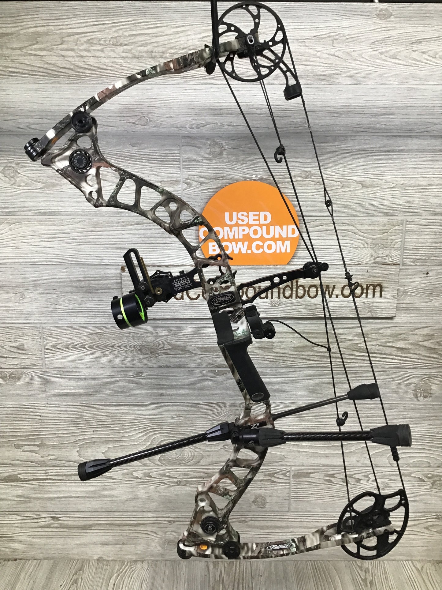 Mathews Z3 Right Handed Bow Package 28" 60-70lbs