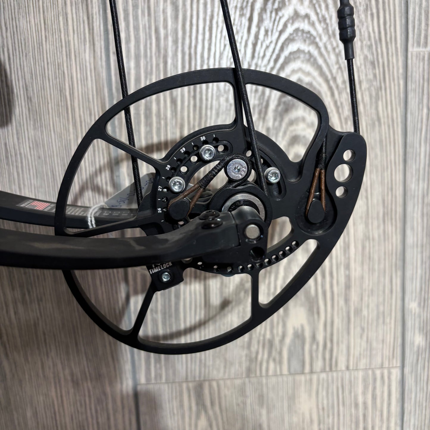 Bowtech Carbon One X 60-70# RH Black