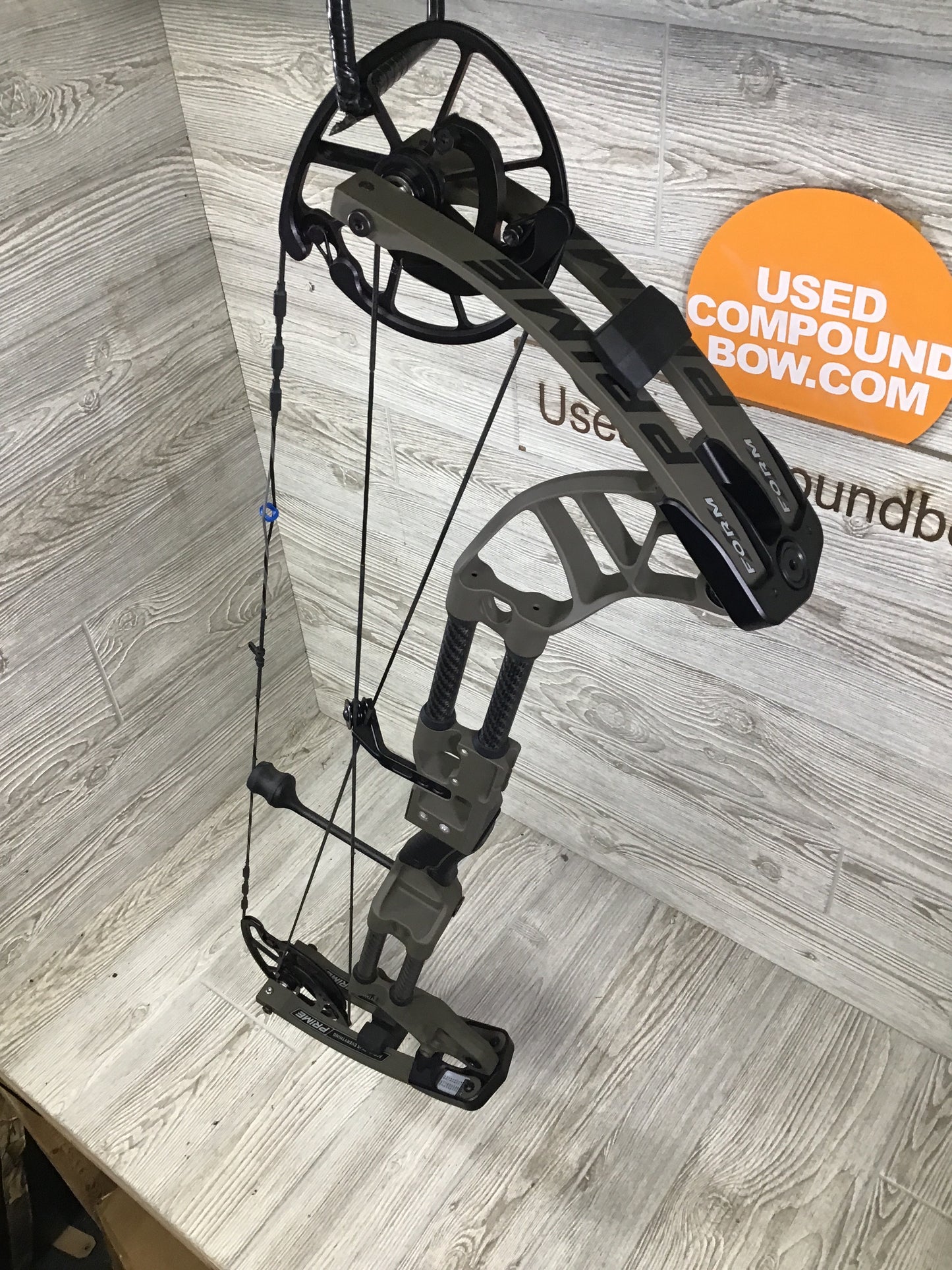 Used Prime Form 34 Right Handed 60-70lb Morel