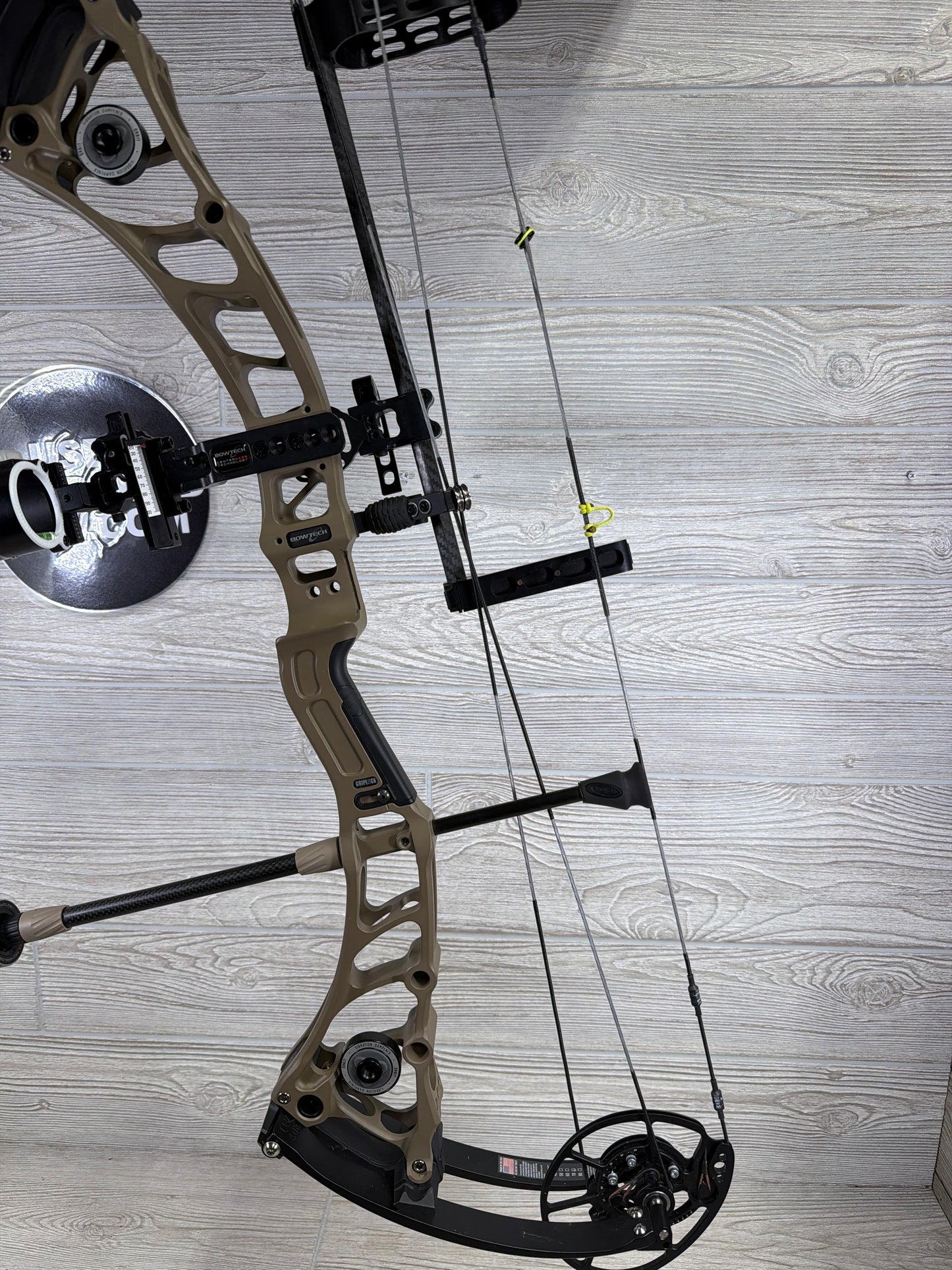 Used Bowtech Virtue Right Hand OD Green 60-70lb Bow Package