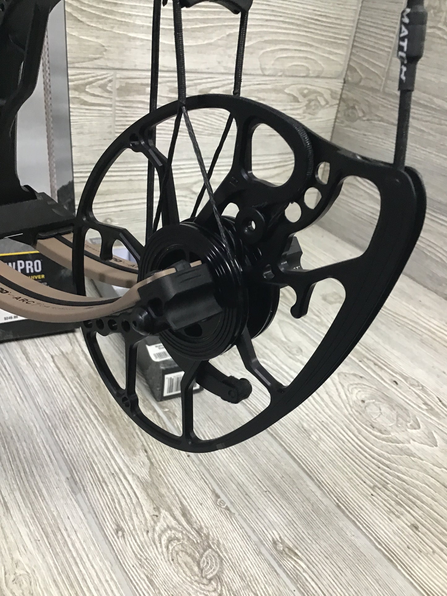 Used Mathews Lift X 29.5 Right Hand Black riser/ Earth Limbs 27/65 LOADED WITH NEW ACCESSORIES