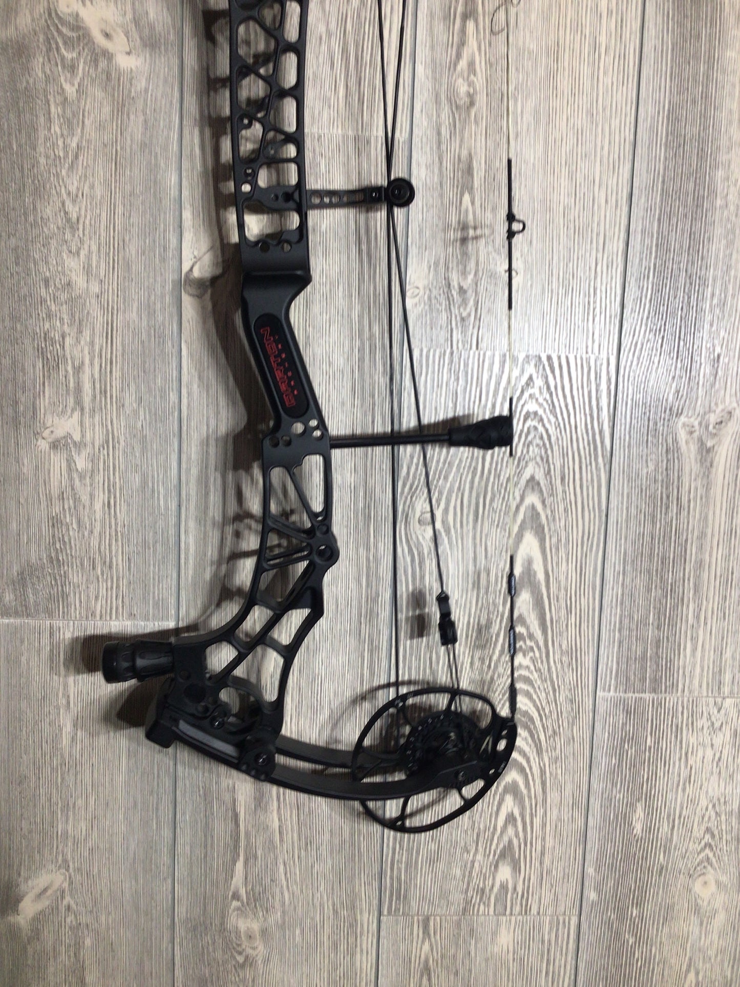 Darton Sequel 31 ST2 Right Handed 60-70 Black Bow
