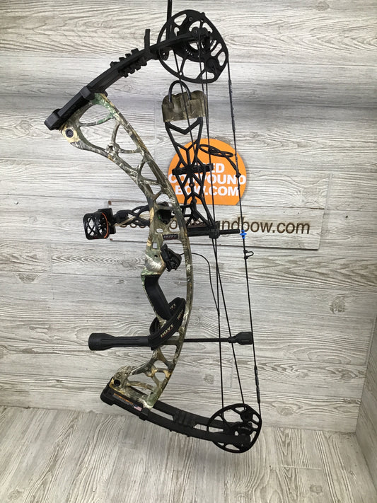Used Hoyt Torrex Right Handed realtree 60-70 26-30" Package!!