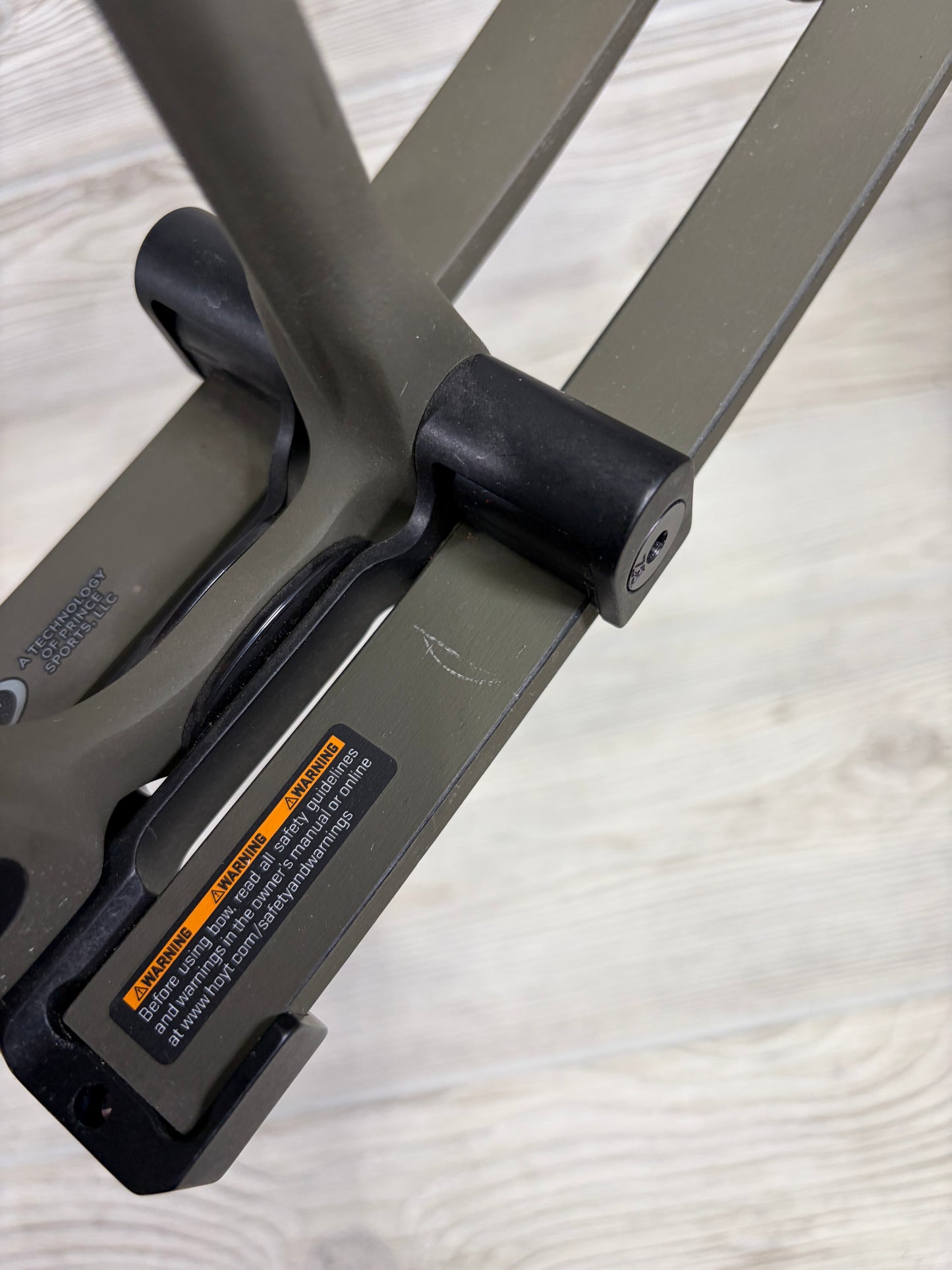 Hoyt RX-8 Ultra Right Hand Wilderness Green 60-70lbs 27-32"