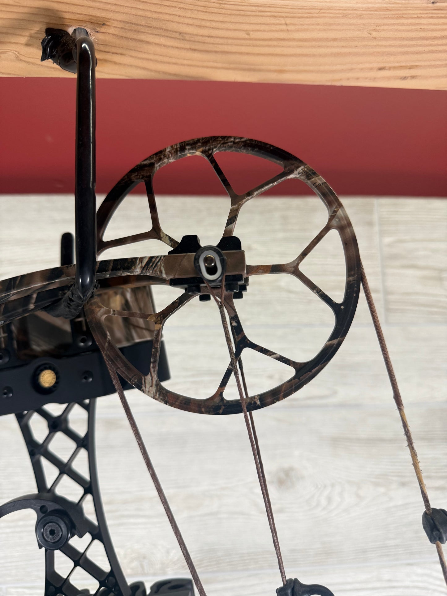 Used Mathews Creed 27.5/60# RH Bow Package