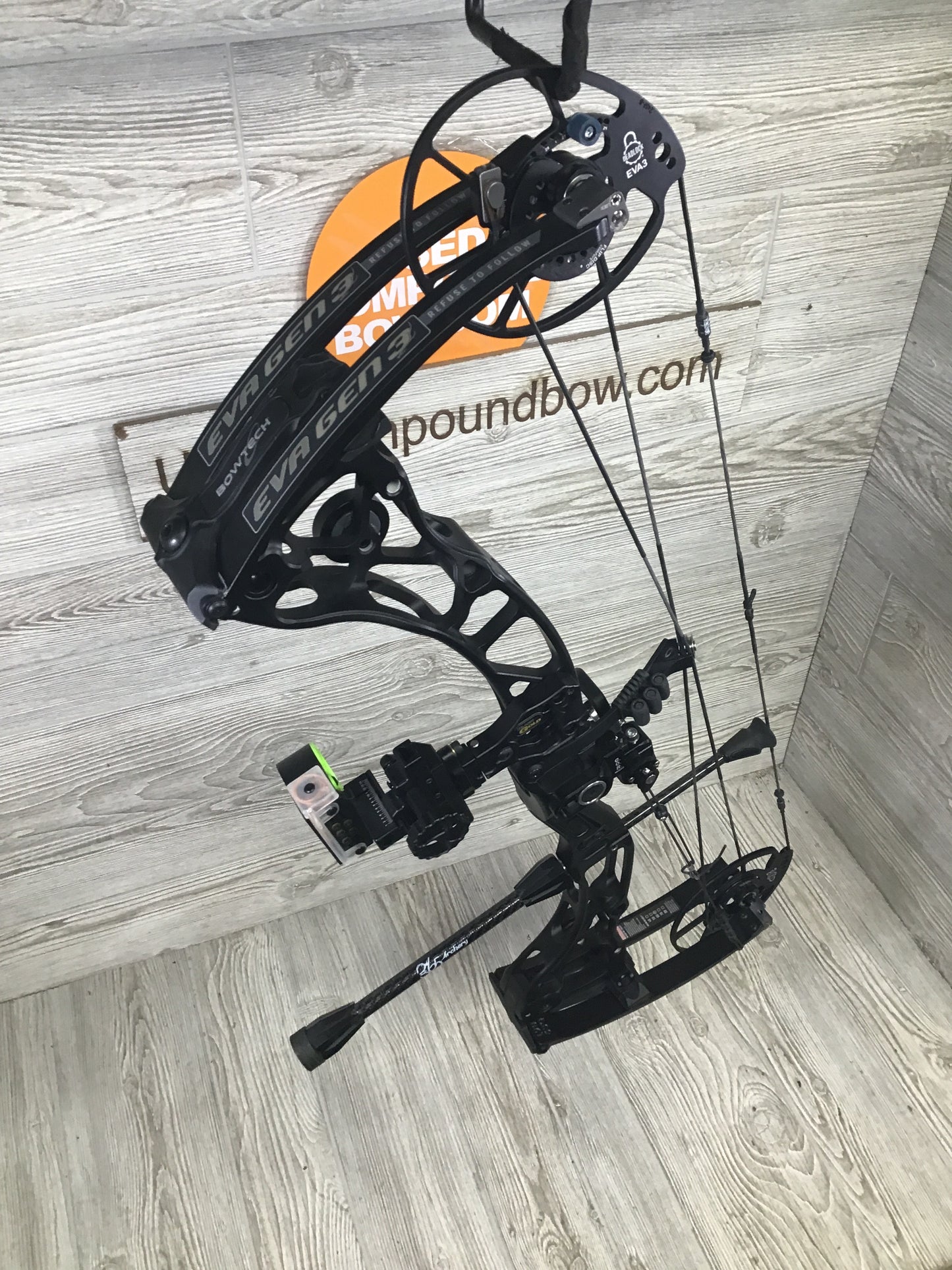 Bowtech EVA SHOCKEY GEN 3 Black Left Hand Package