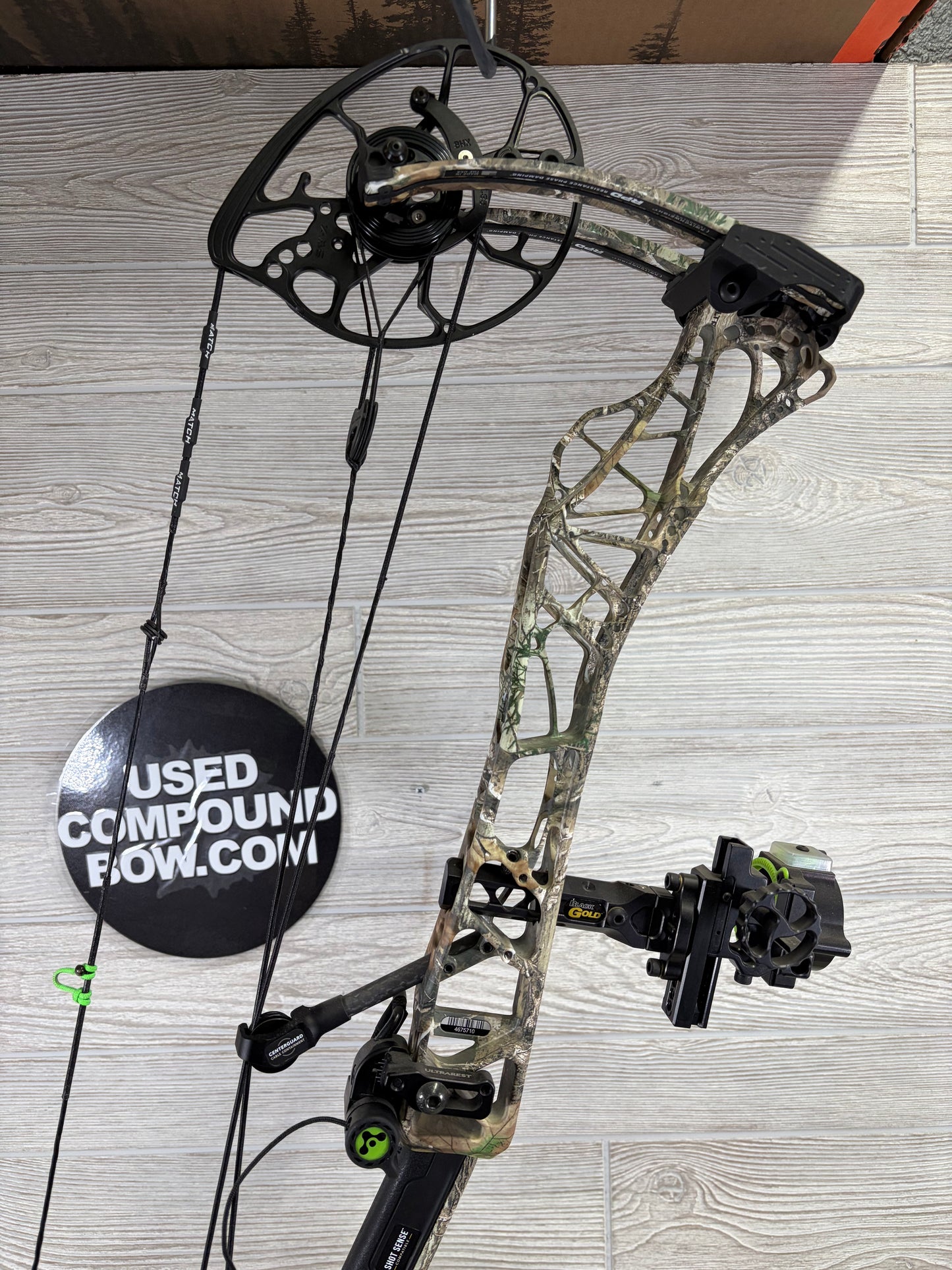 Used Mathews Lift 29.5 RH Realtree Edge Bow Package