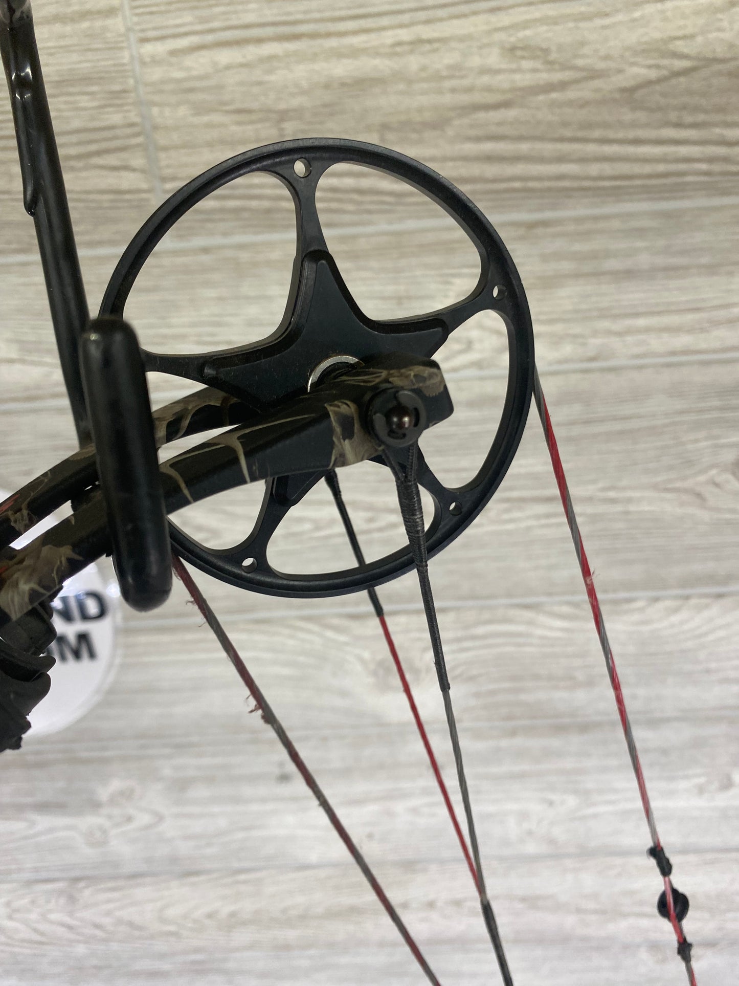 PSE Bow Madness Right Hand 25-30" 60-70lb Bow Pkg