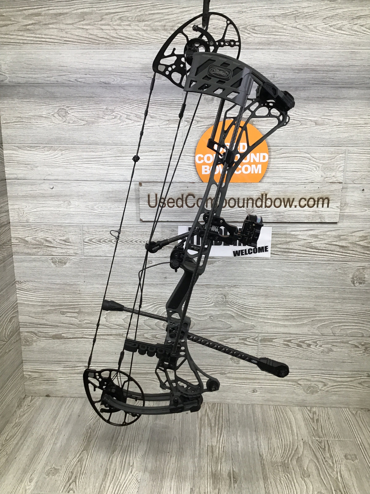 Used Mathews ARC 30 27.5" 60lb Right Hand Shale LOADED Bow Package