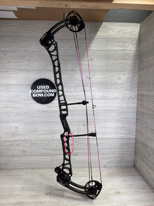 Used Mathews TRX 40 Right Handed Black 60# 31"