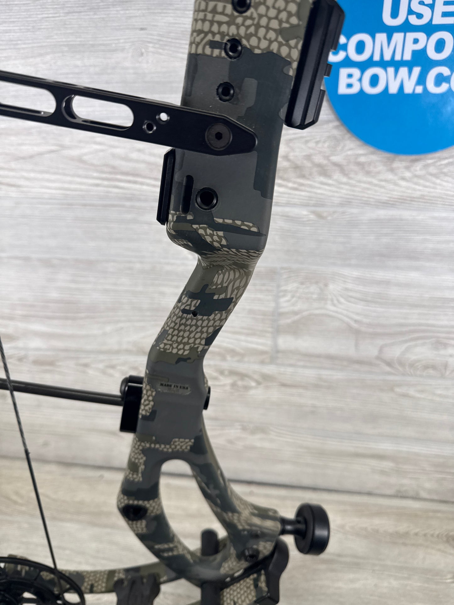 Used PSE Mach 33 Right Hand DS  70lb KuiuVerde 2.0 Bow w/ Gas SystmX Strings