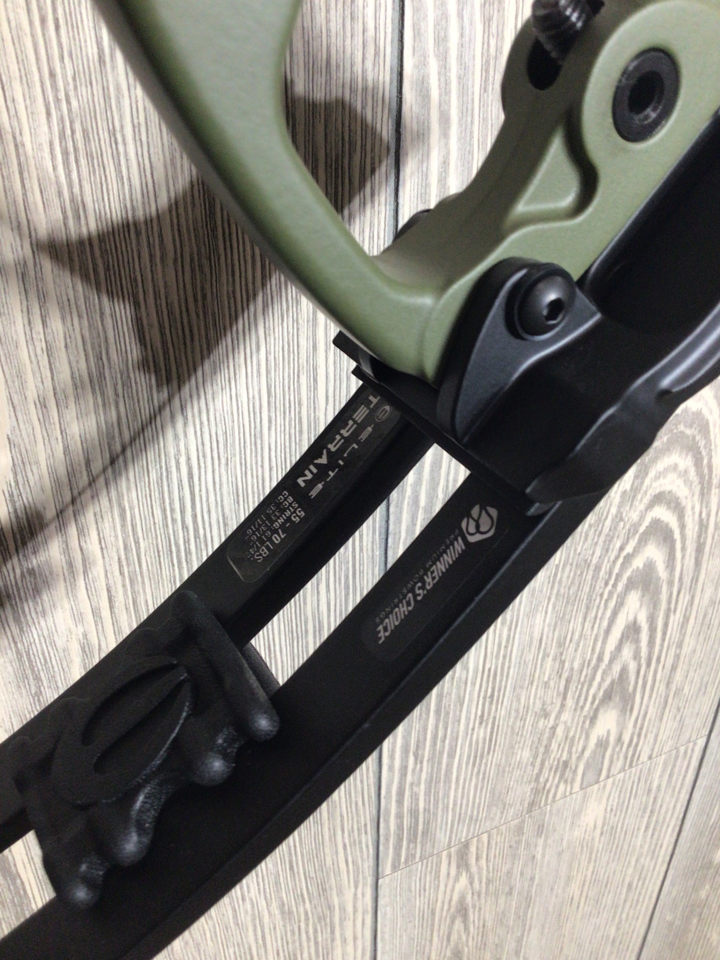 Used Elite Terrain RH OD Green 30" 70# Bow