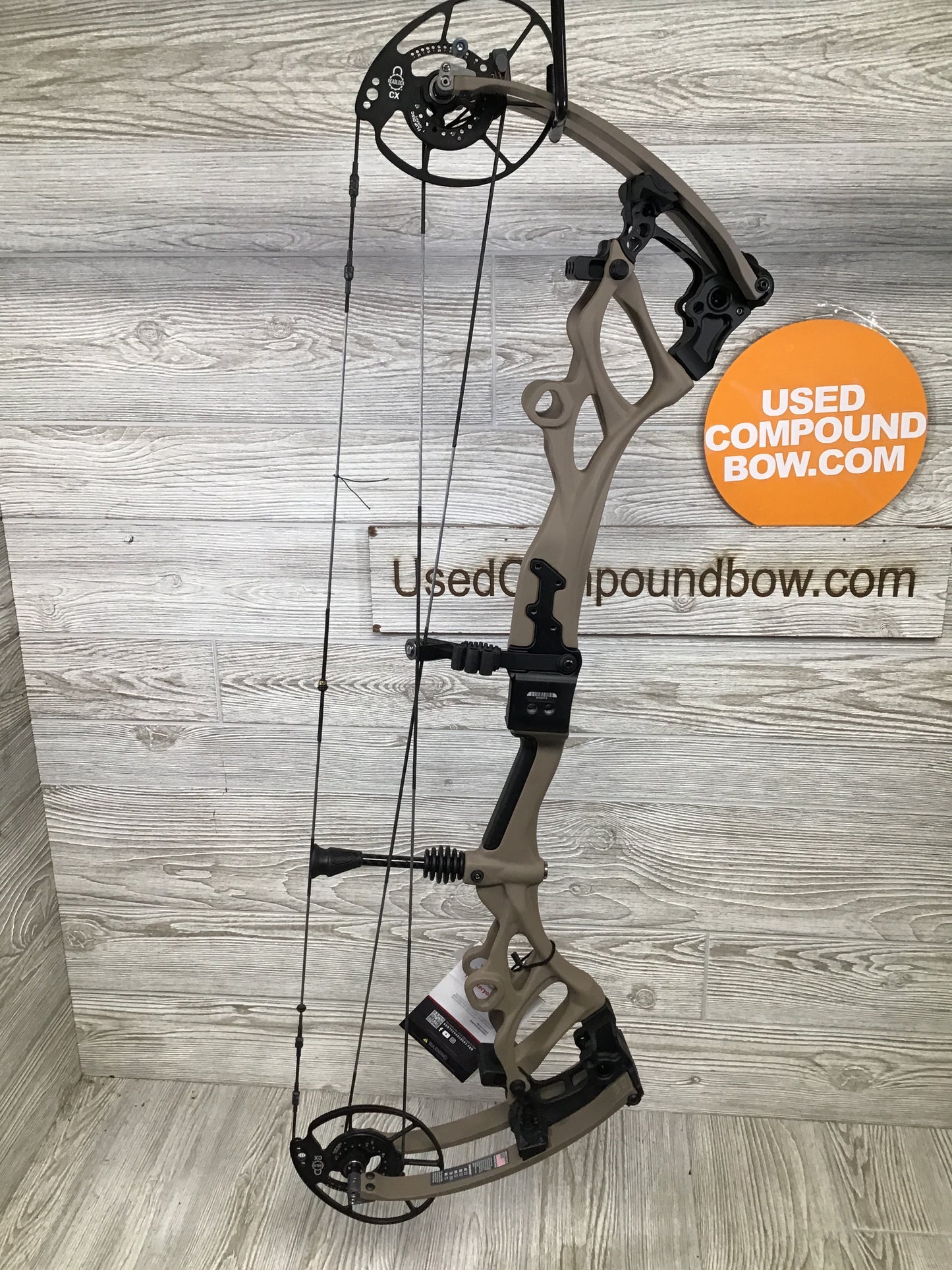 Bowtech Carbon One X 60-70# RH Flat Dark Earth