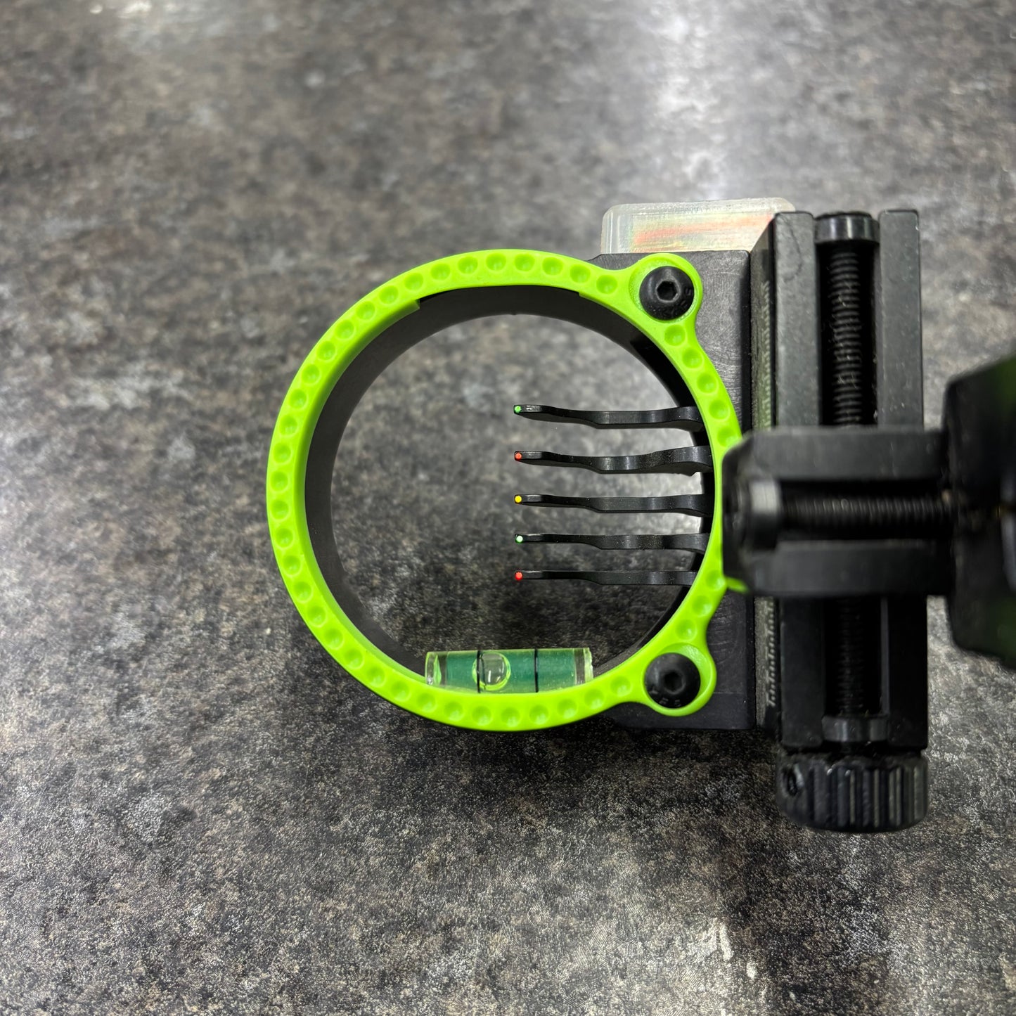 Used Black Gold Widow Maker 5 pin RH sight