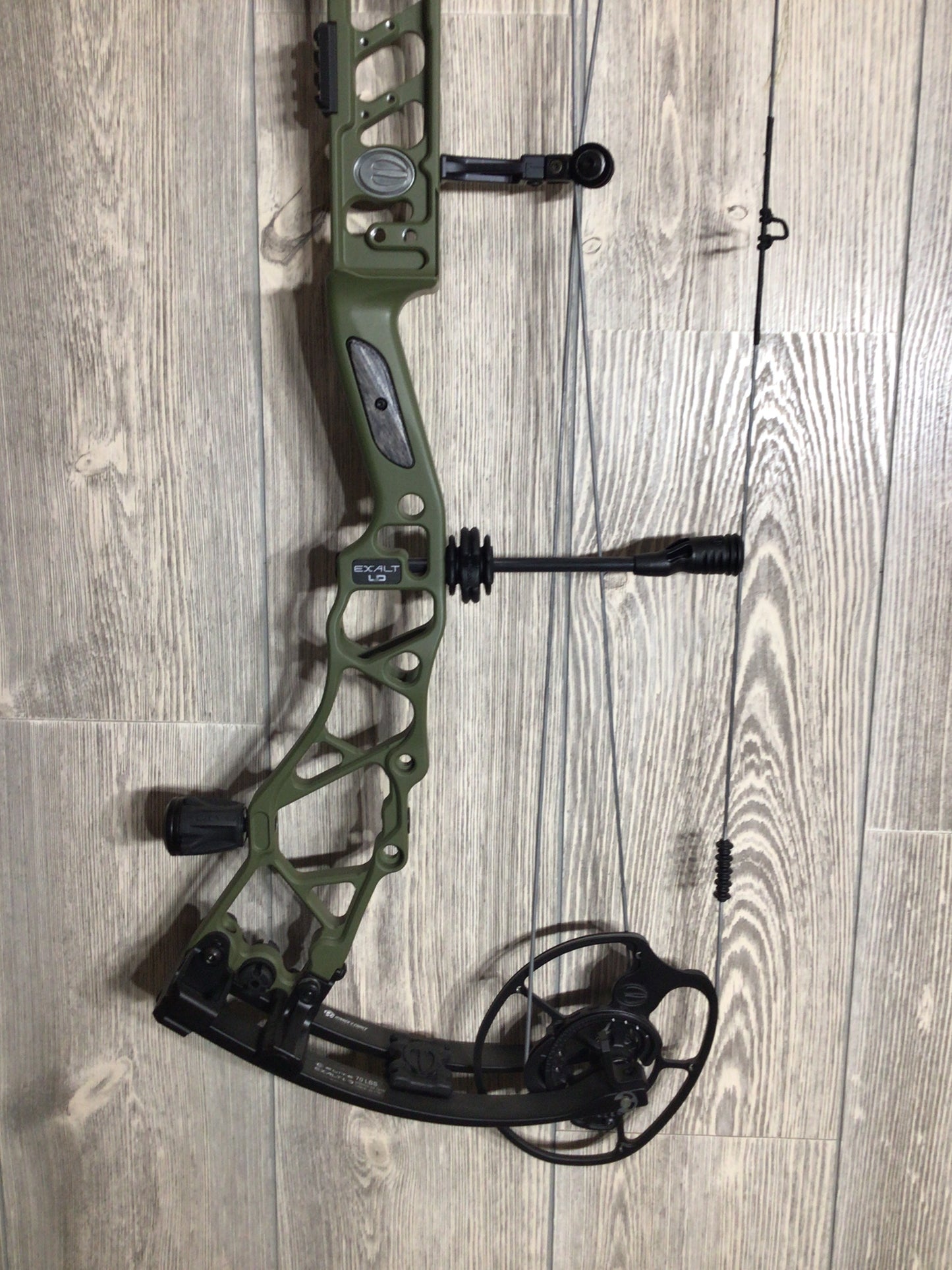Used Elite Exalt LD OD Green RH Bow