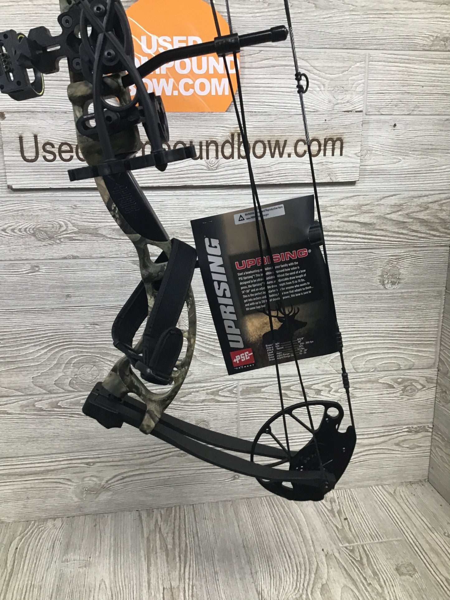 NEW IN BOX W/WARRANTY PSE UPRISING LEFT HANDED PACKAGE MOSSY OAK