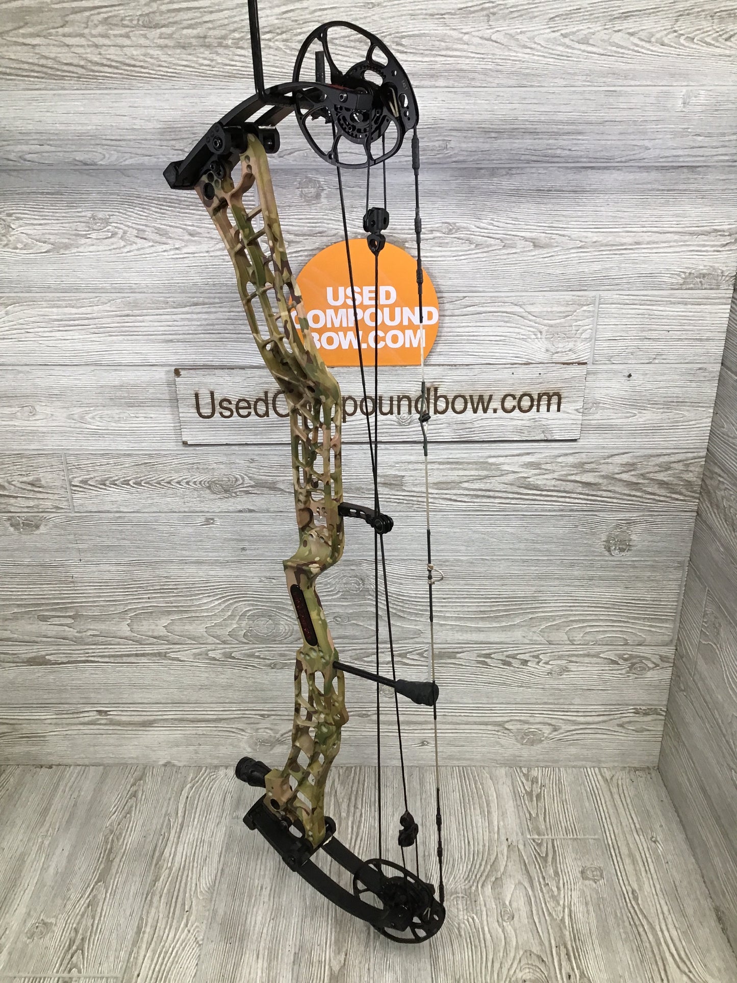 Used Darton Sequel 35 ST2 Limited Edition Folds of Honor RH 60lb