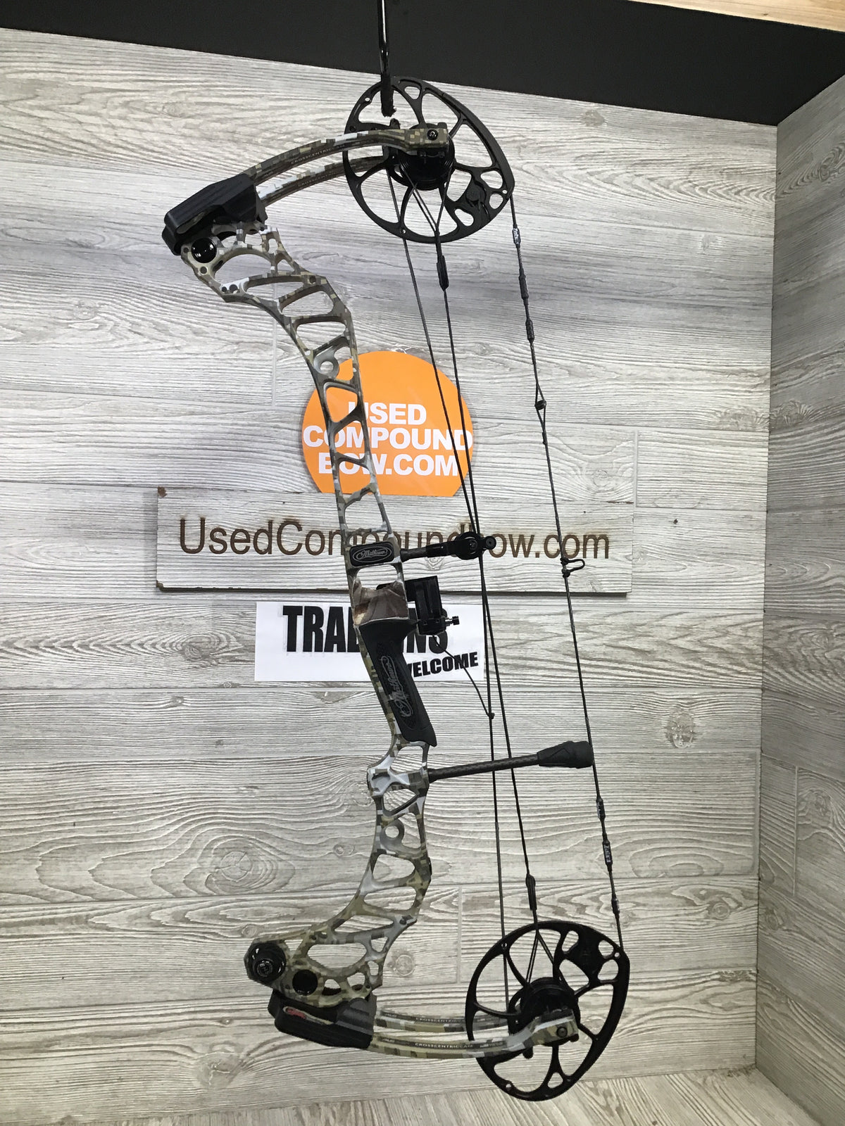 Used Mathews Vertix RH Sitka Elevated II 30"/70LBS