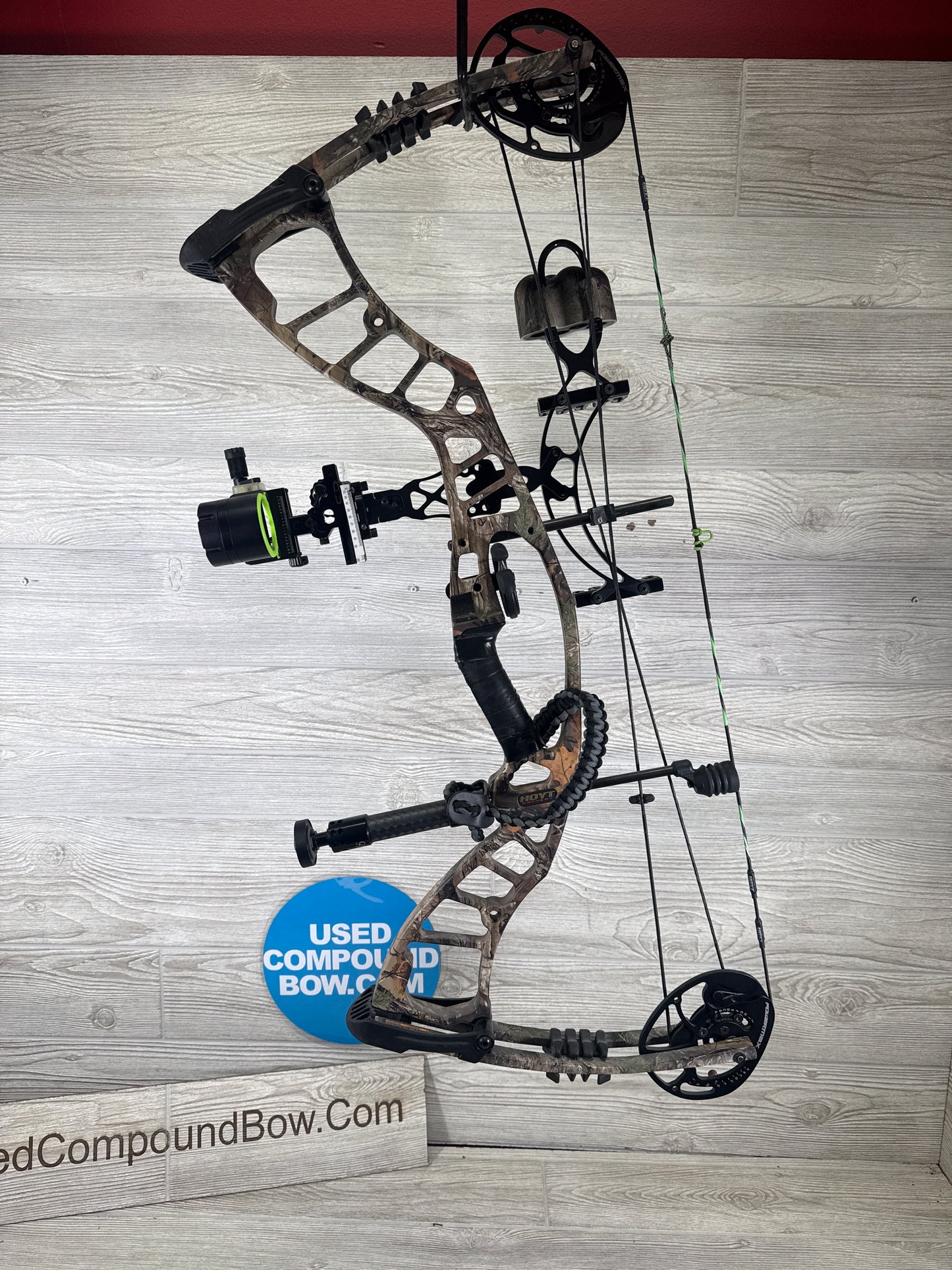 Used Hoyt Powermax RH Realtree Bow Package
