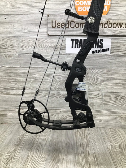 Elite Carbon Eon Black Left Hand 55-65lbs 25.5-31"