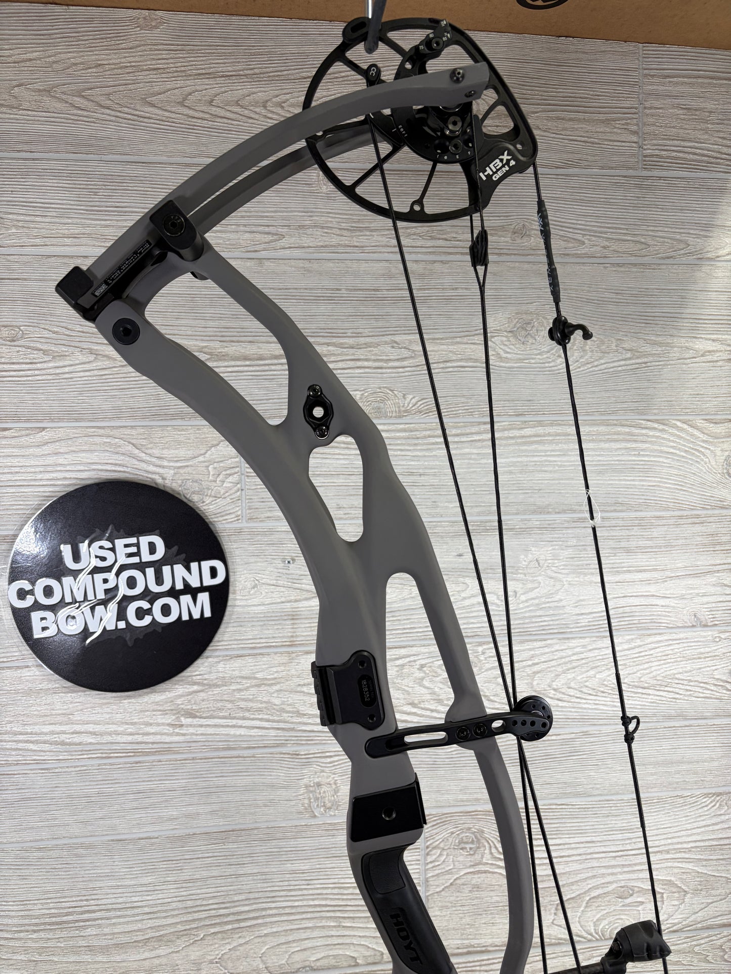 Hoyt RX-9 Ultra Left Handed 60-70# Tombstone 29/70