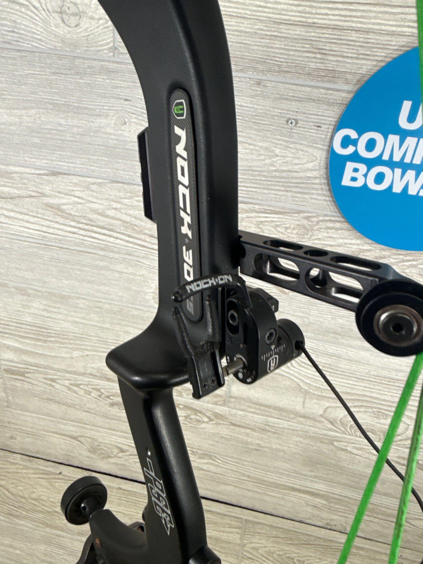 2024 PSE Nock 30 ES Right Hand Black riser sitka limbs 70lbs 27-31