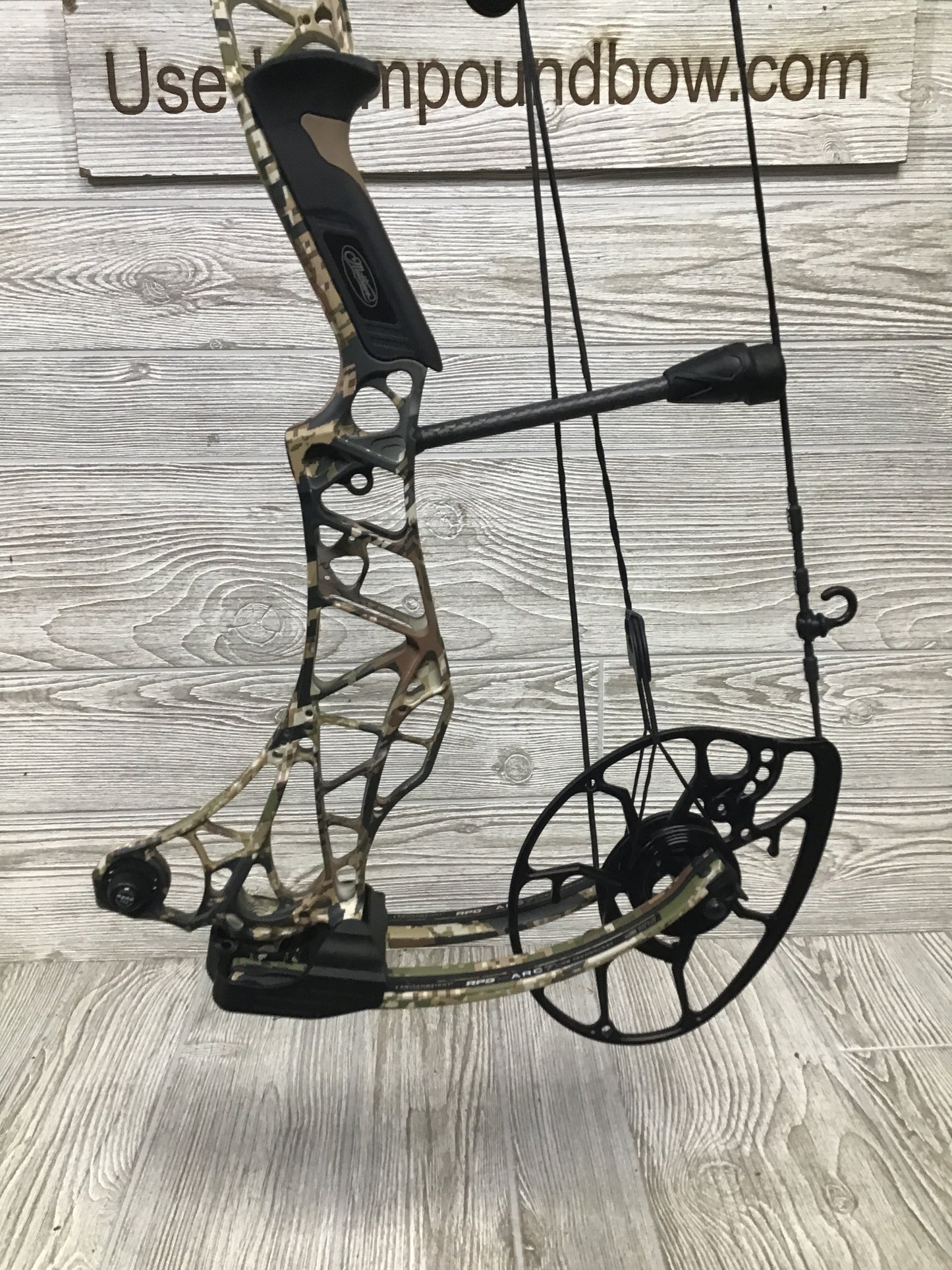 Used Mathews Lift X 29.5 Right Hand 28.5"/70# Sitka Subalpine
