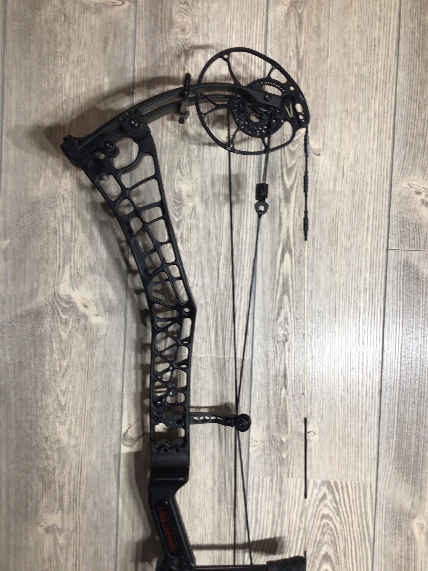 Darton Sequel 33 ST2 Right Handed 60-70# Black