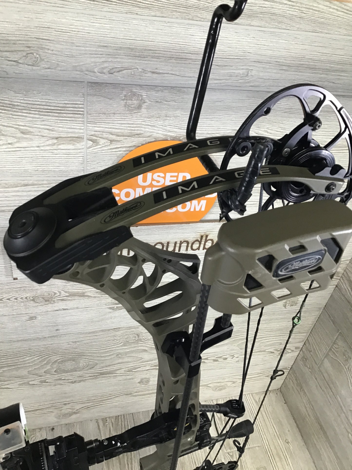 Used Mathews Image 27.5 47lbs LH Green Ambush Package