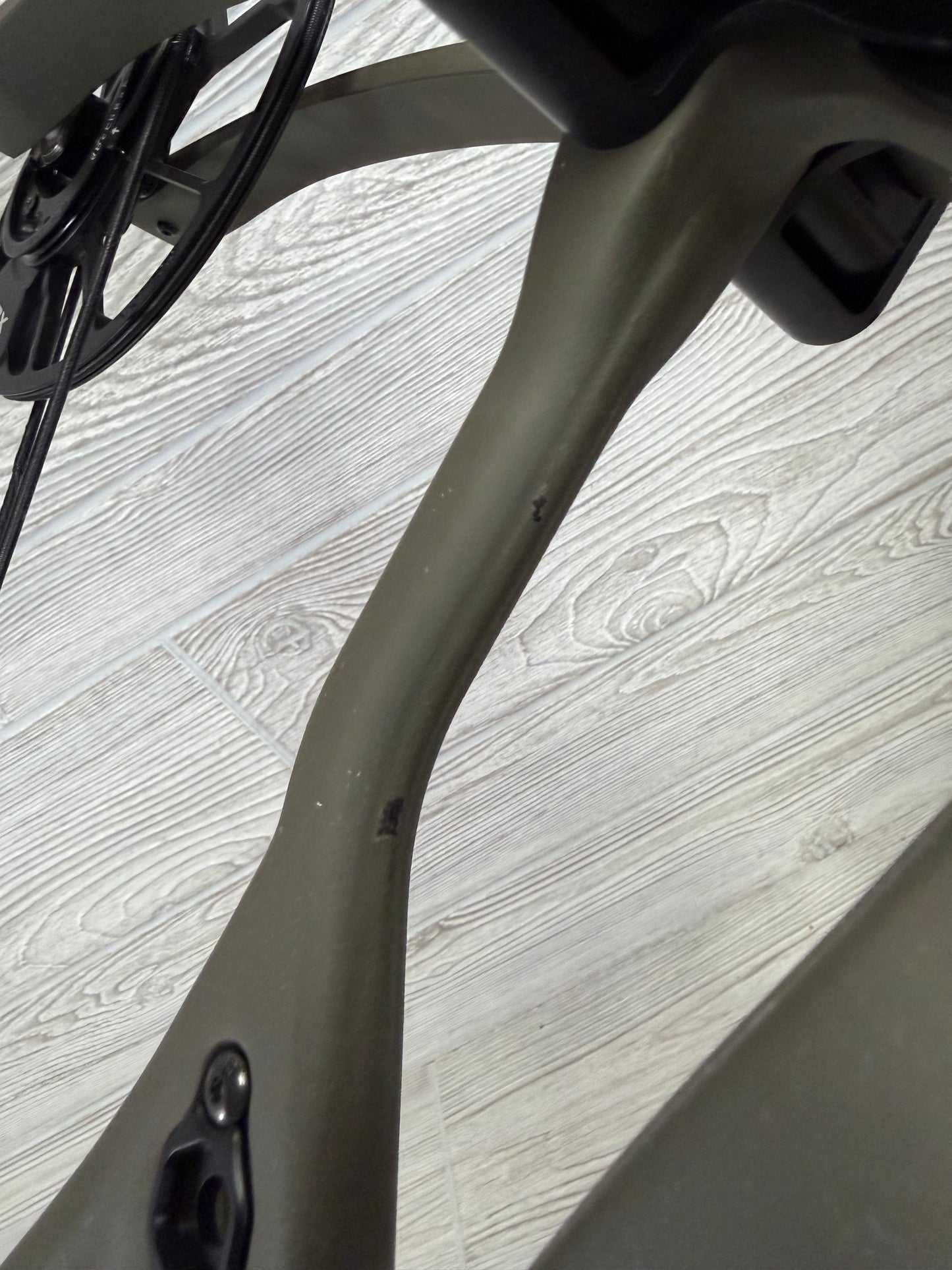 Hoyt RX-8 Ultra Right Hand Wilderness Green 60-70lbs 27-32"