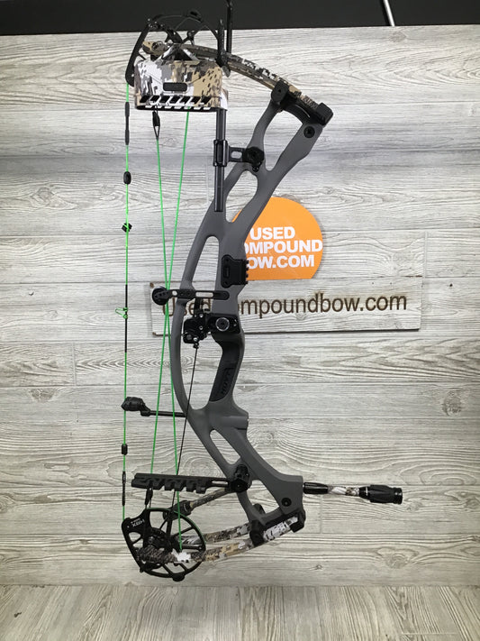 Used Hoyt RX-9 RH 27"/70lb Tombstone Riser Sitka EV2 limbs