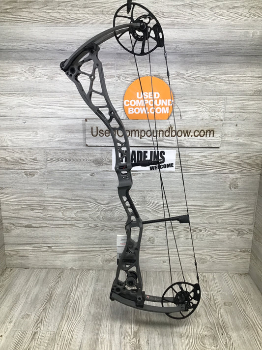 Bowtech SS34 Smoke Right handed 60-70# 29"