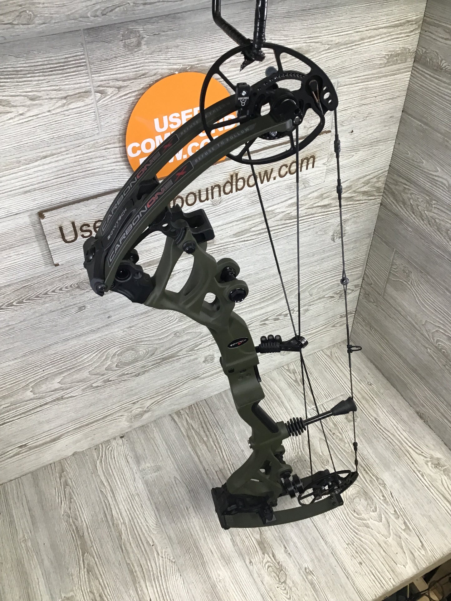 Bowtech Carbon One X 60-70# Right Hand OD Green