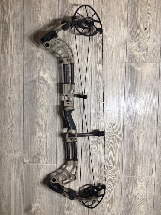 Prime Form 34 RH 70# 30.5" Ridge Rock