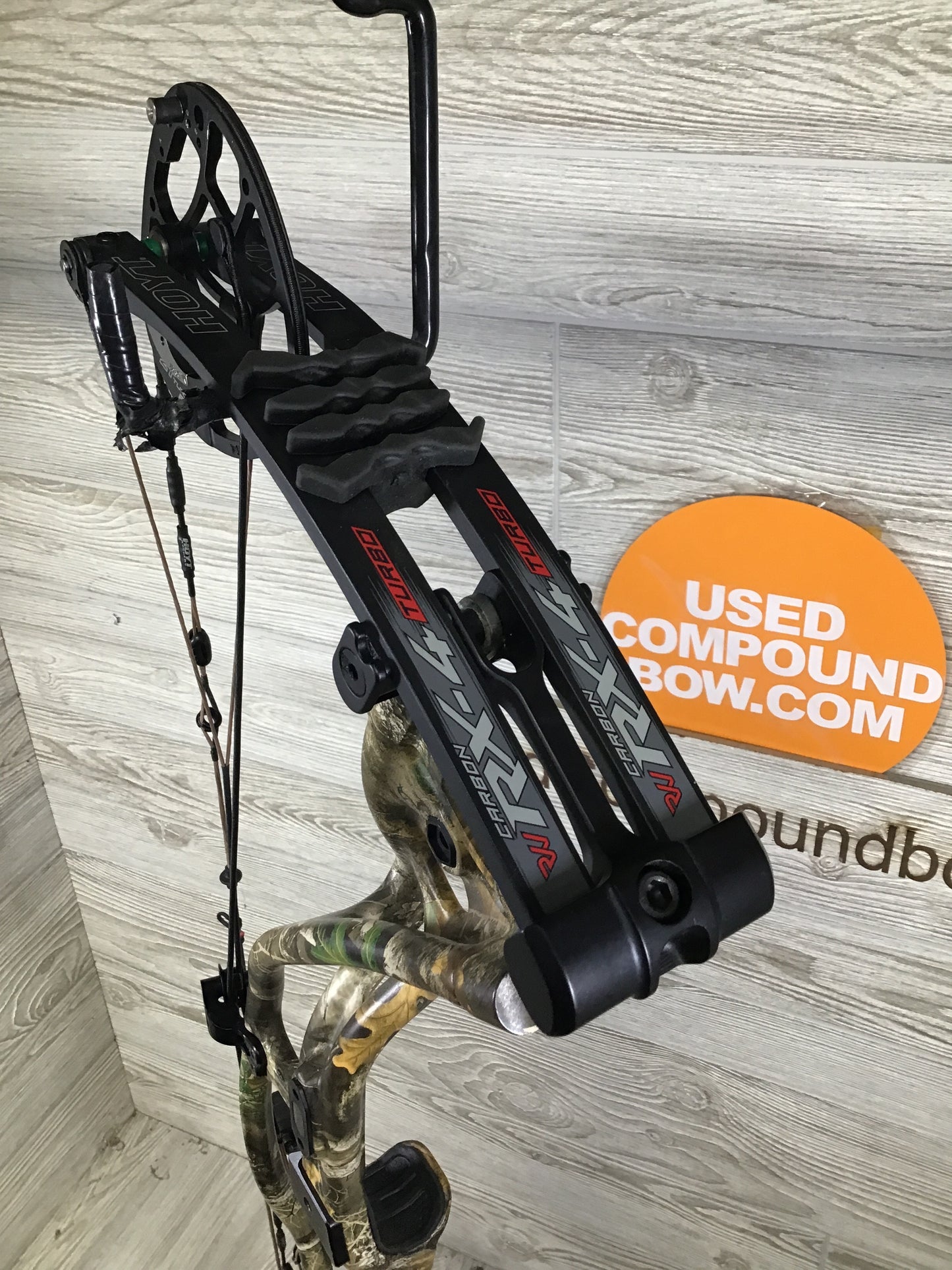 Used RH Hoyt RX-4 Turbo 60-70# Realtree - 28-30