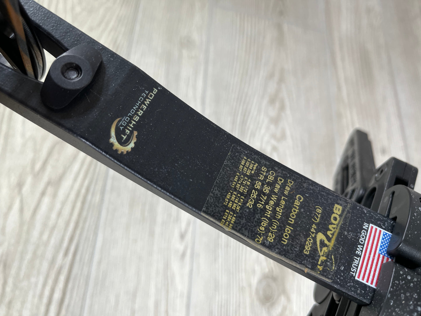 Bowtech Carbon Icon Right Handed 60-70# Camo package