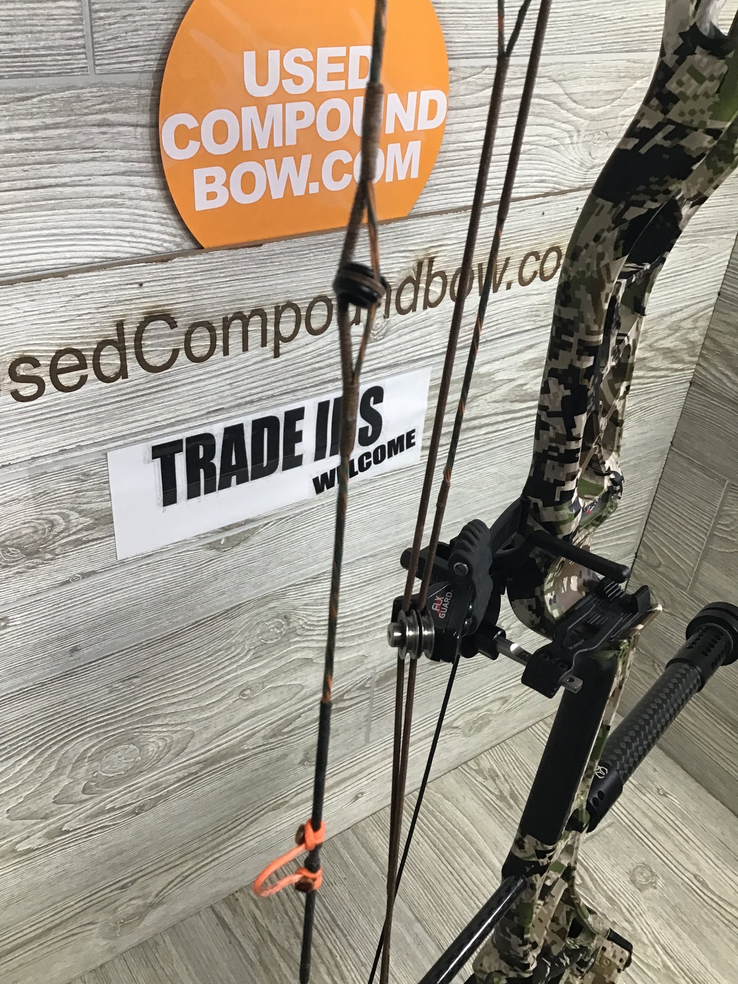 Used Bowtech Realm 70lb Subalpine - LH Package
