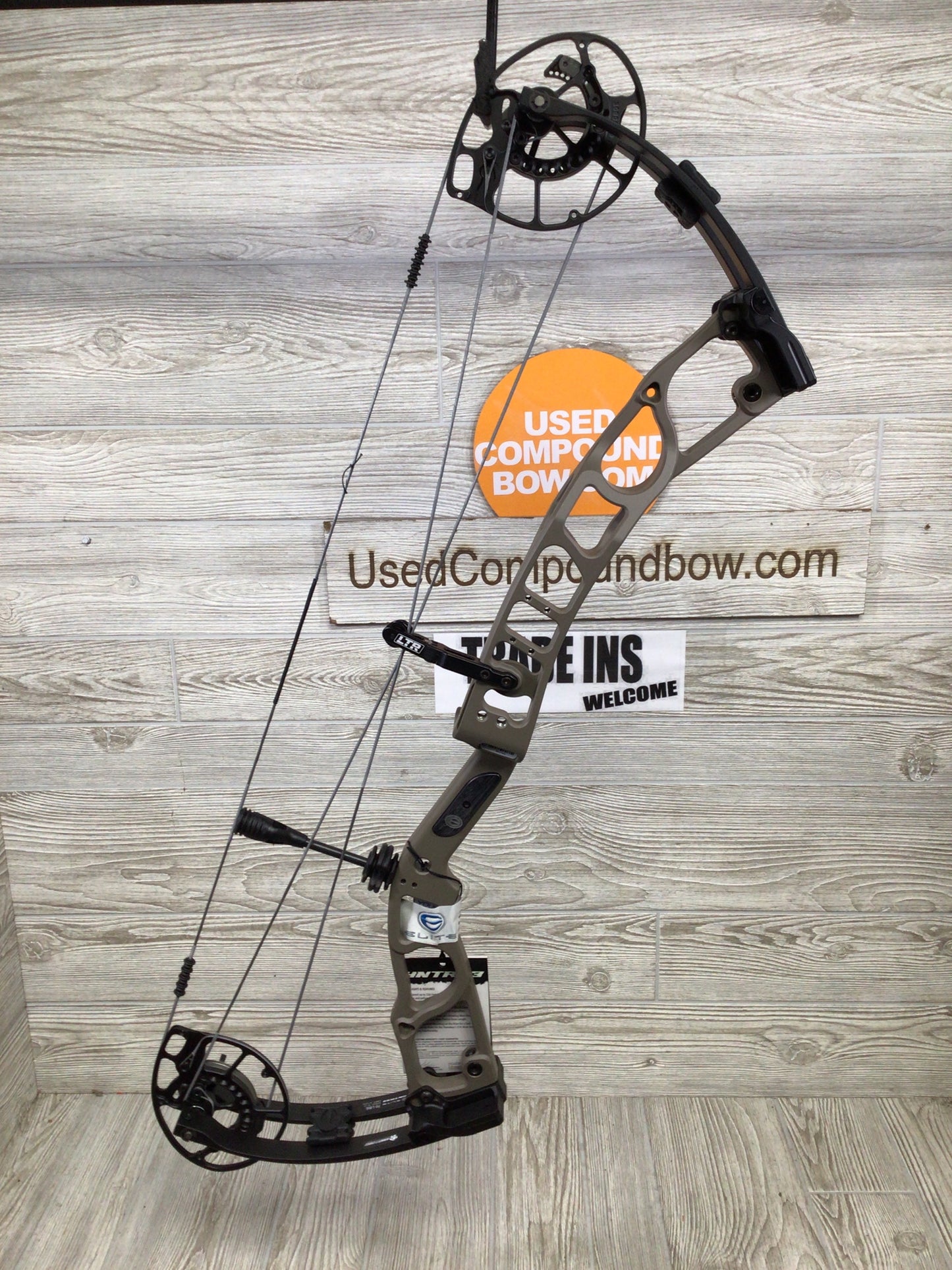 Elite HNTR33 Sienna Brown RH Bow 60-70#