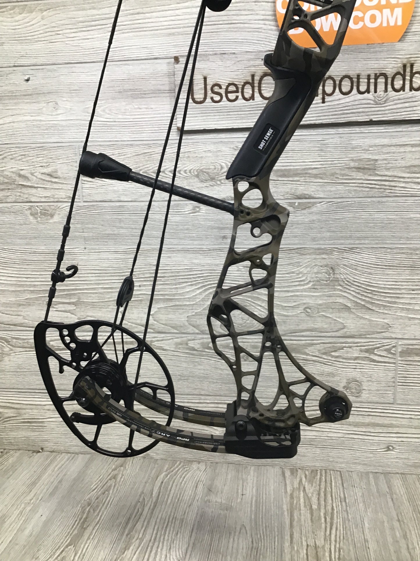 Used Mathews Lift X 29.5 Right Hand Bottomlands 26.5/60#