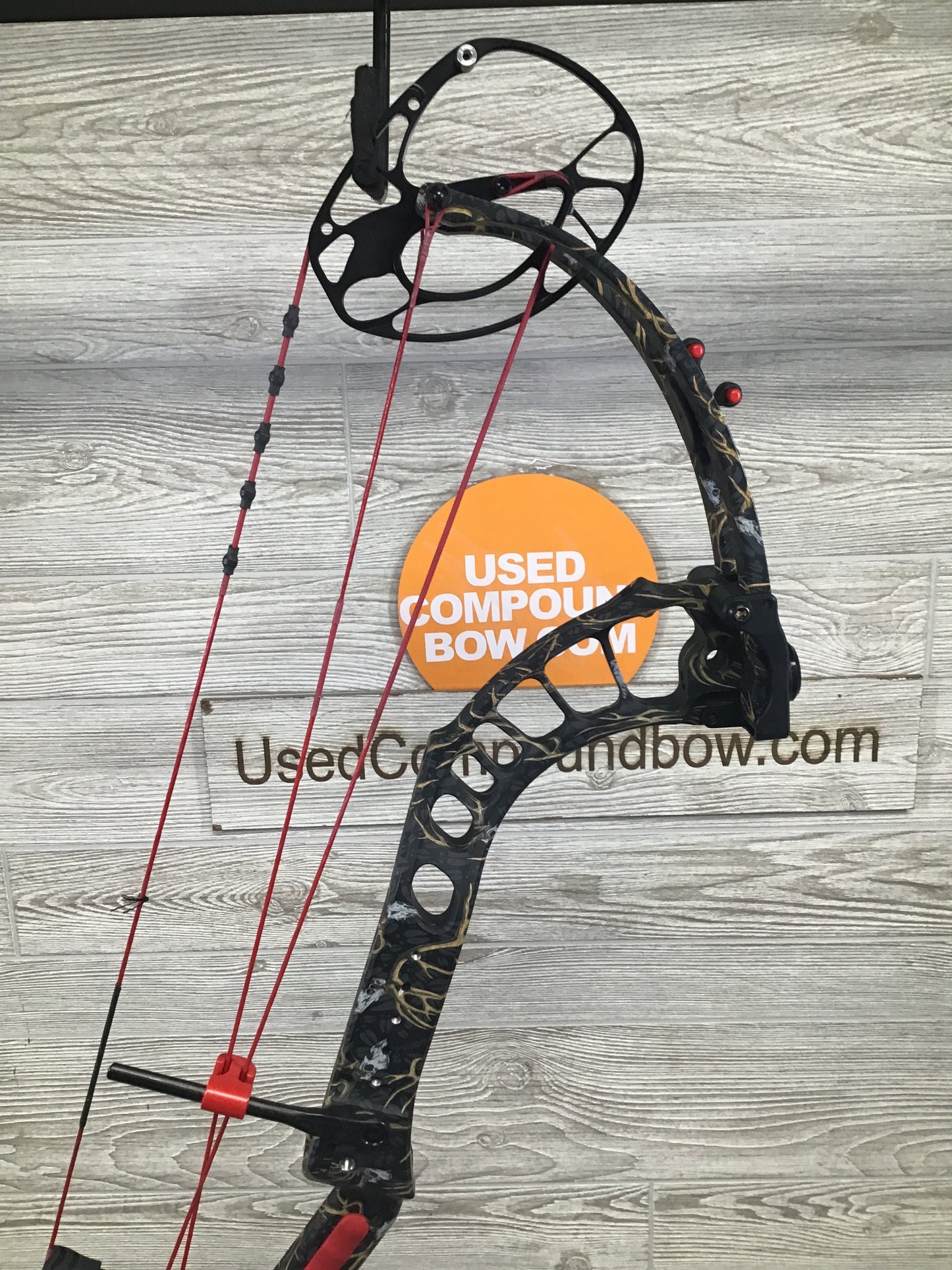 NEW PSE full throttle 27.5 70# Skullworks camo Right Handed
