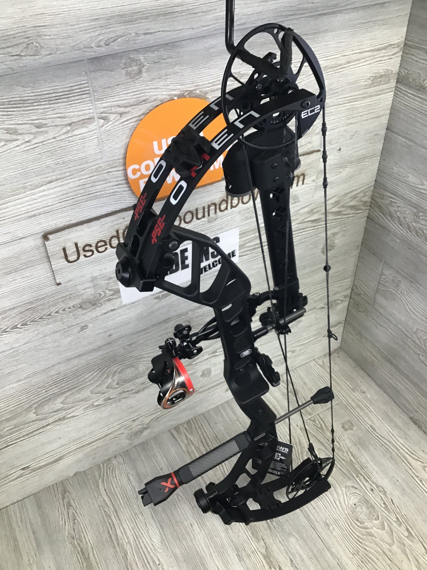 NEW IN BOX W/WARRANTY PSE OMEN - BLACK - 70 - RH - EC2 Package