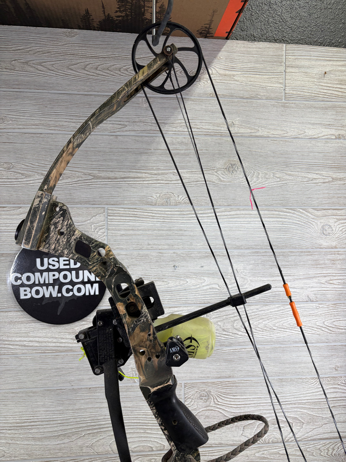 Used Parker Trailblazer XP Right Handed 29" 60-70lb carp setup